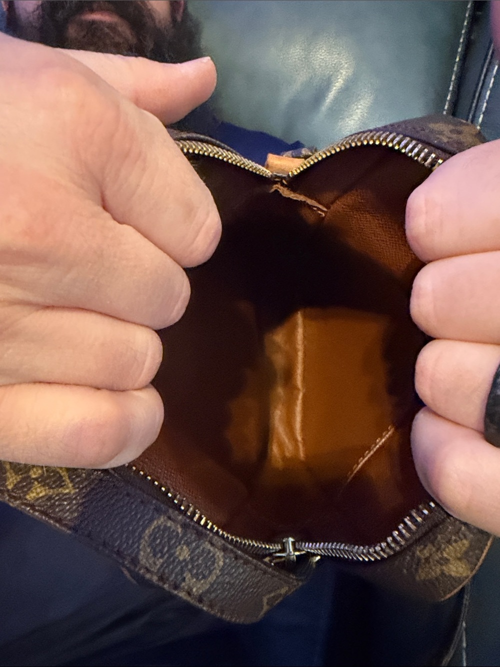 Louis Vuitton Monogram Messenger Bag - Brown/Gold Trim - Picture 3 of 3